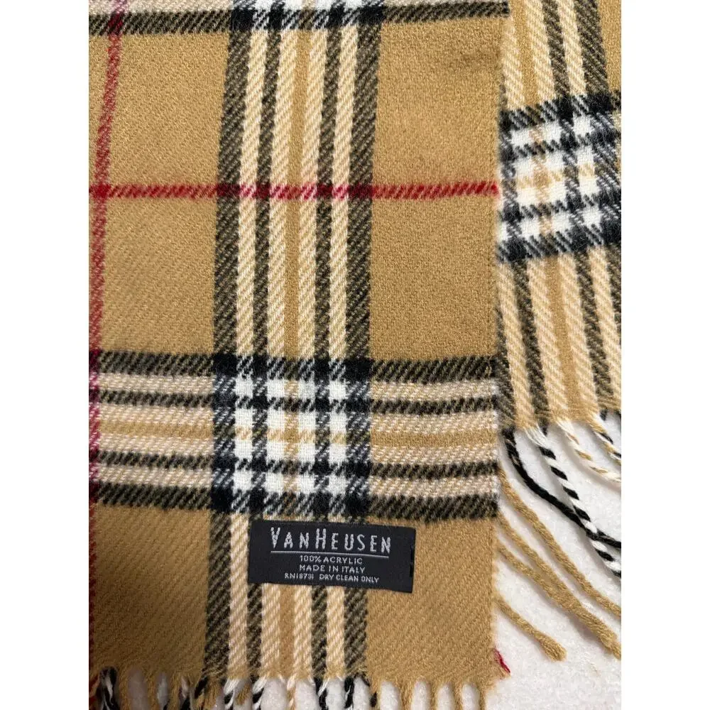 VanHeusen scarf Italy
